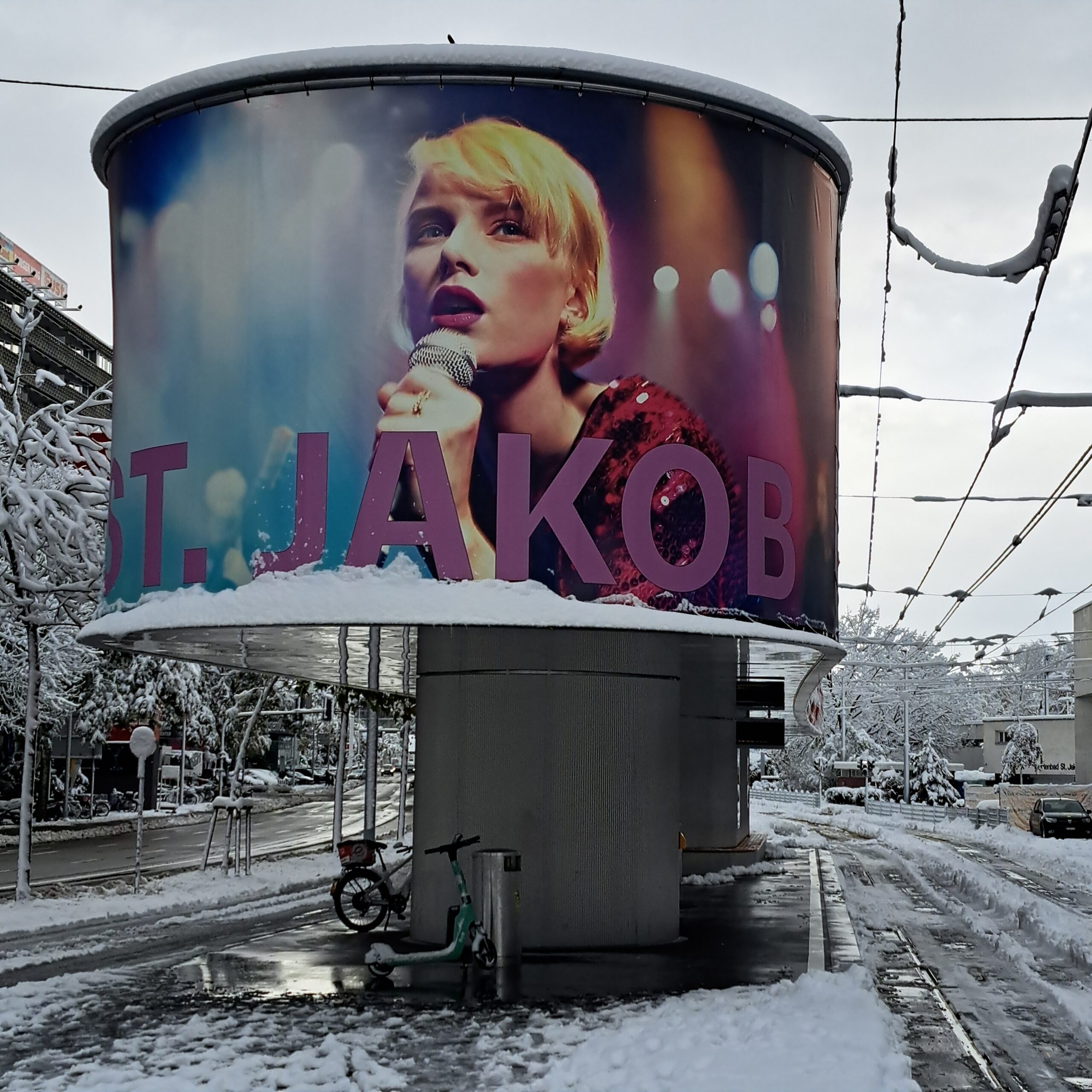 Tramwartehalle St. Jakob